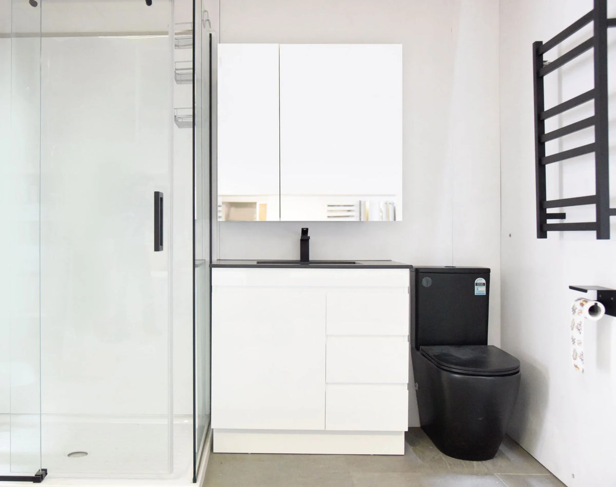 PLYWOOD MEDDY WHITE FLOORSTANDING VANITY WITH CERAMIC TOP